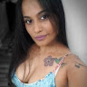 Meet your Posher, Adilah